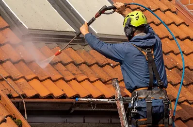 Démoussage et hydrofuge de toiture à Kruth